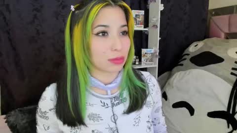 Nat  online show from 02-18-25, 07:43