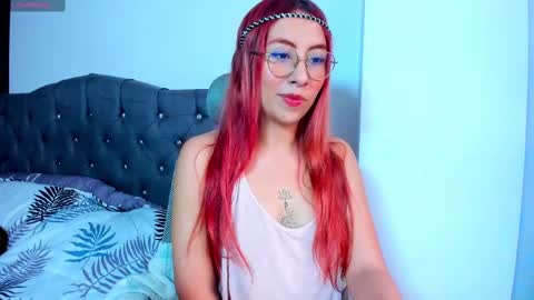 Snapshot of natt15 chatting on 03-05-25, 09:04 Natalia online show from 03-05-25, 09:04