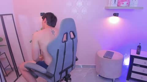 Nathaniel online show from 04-02-26, 09:23