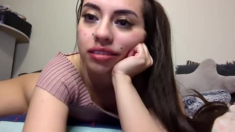 Natalia online show from 01-27-25, 12:26