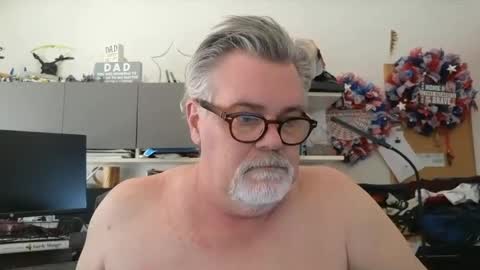 Snapshot of naturalchef69 chatting on 03-10-25, 08:01 naturalchef69 online show from 03-10-25, 08:01