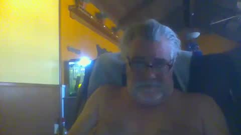Snapshot of naturalchef69 chatting on 10-24-25, 09:33 naturalchef69 online show from 10-24-25, 09:33