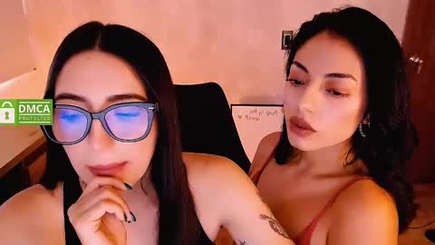 Snapshot of natval_ chatting on 02-06-25, 02:37 Natalia Valeria online show from 02-06-25, 02:37