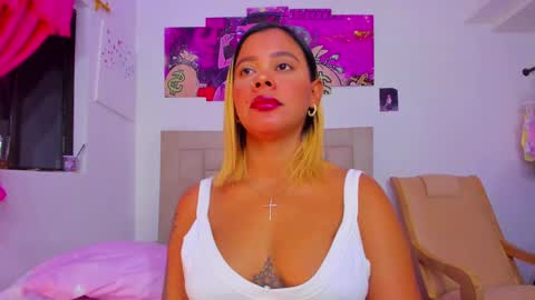 Snapshot of naty_coxx chatting on 02-08-25, 11:24 NATY COXX online show from 02-08-25, 11:24