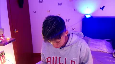 Snapshot of naty_lux19 chatting on 11-26-25, 07:20 Fernanda online show from 11-26-25, 07:20