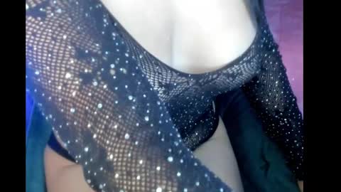 Snapshot of naty_nattty chatting on 09-23-25, 05:21 Natalia online show from 09-23-25, 05:21