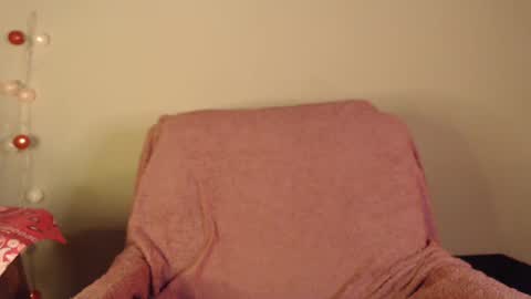 Snapshot of naty_naturalgirl chatting on 10-13-25, 07:36 Nataly online show from 10-13-25, 07:36