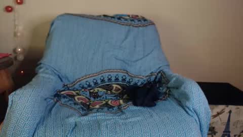 Snapshot of naty_naturalgirl chatting on 10-30-25, 08:53 Nataly online show from 10-30-25, 08:53