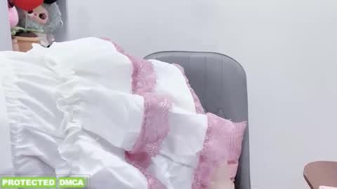 Snapshot of natycutiegirl chatting on 02-05-26, 02:27 Kiki online show from 02-05-26, 02:27