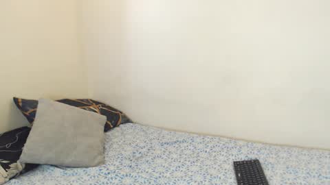 Snapshot of naudiz chatting on 11-09-25, 09:13 Eimy online show from 11-09-25, 09:13