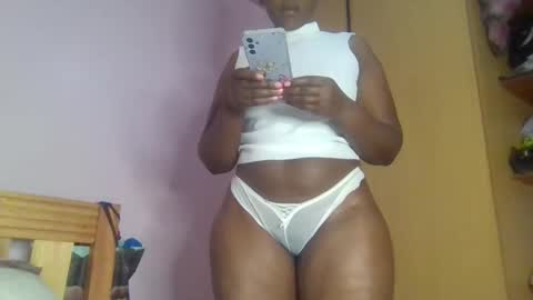 naughtnightnurse1 online show from 09-10-25, 08:36