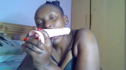 naughtnightnurse1 online show from 10-10-25, 07:07