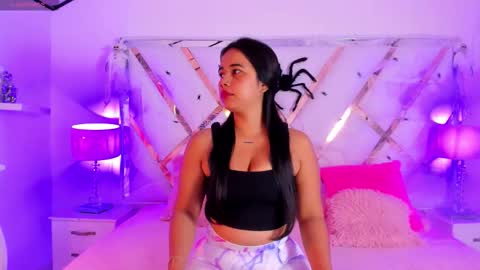 SARA online show from 10-17-25, 11:46