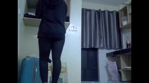 candy online show from 11-06-25, 09:48