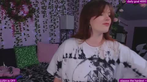 Snapshot of naughty_bella99 chatting on 11-20-25, 12:33 bella online show from 11-20-25, 12:33