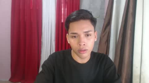 naughty_boy_jhon online show from 09-15-25, 08:36