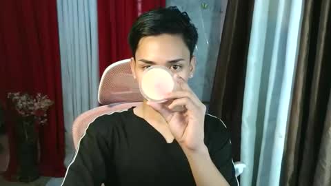 naughty_boy_jhon online show from 09-22-25, 08:49