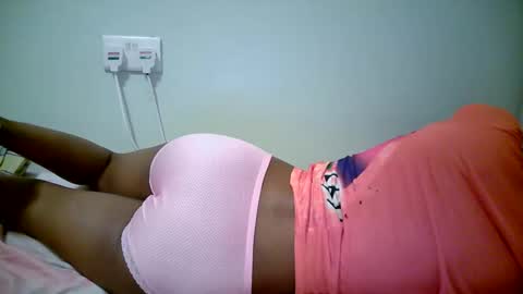 Snapshot of naughty_kesh chatting on 01-18-26, 11:36 kesh online show from 01-18-26, 11:36