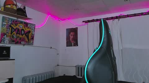 Nik online show from 01-10-25, 04:09