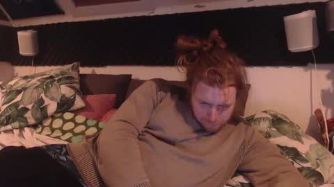 Snapshot of naughty_noisy_neighbors chatting on 12-31-24, 03:01 Freyja and Baldur online show from 12-31-24, 03:01