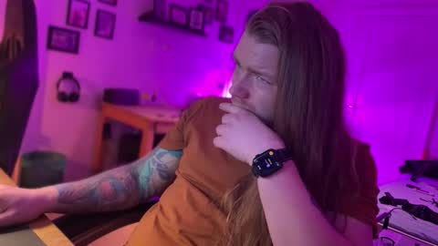 Snapshot of naughty_noisy_neighbors chatting on 02-01-25, 09:51 Freyja and Baldur online show from 02-01-25, 09:51