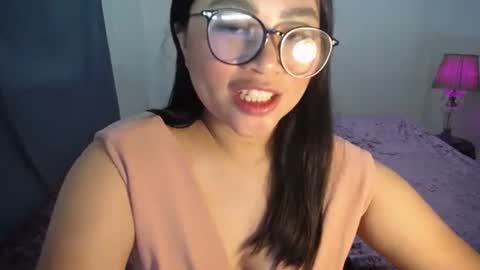 Snapshot of naughtyandsweetx chatting on 03-21-26, 03:04 May online show from 03-21-26, 03:04