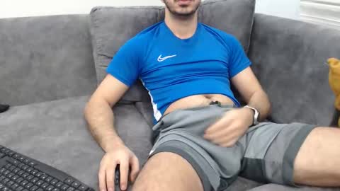 Snapshot of naughtyb00yy chatting on 01-17-26, 10:46 naughty pervert masterboy online show from 01-17-26, 10:46