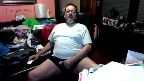 Snapshot of naughtybone chatting on 10-28-25, 05:00 naughtybone online show from 10-28-25, 05:00