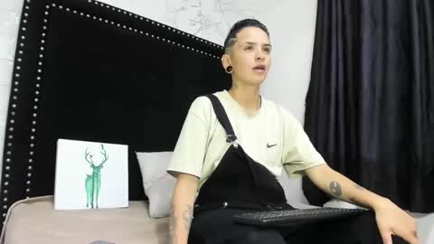 naughtyboy_rs online show from 10-03-25, 04:42