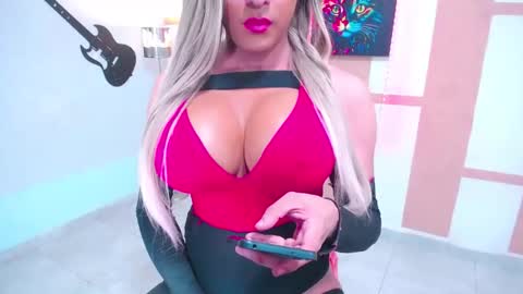 Miabarbarita online show from 02-18-26, 06:15