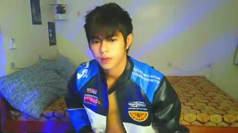 Loue online show from 10-31-25, 11:00