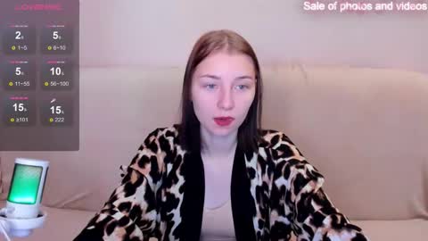Snapshot of naughtybunny1_ chatting on 10-23-25, 02:22 NaughtyBunny online show from 10-23-25, 02:22