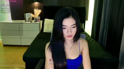 Snapshot of naughtygirl18x chatting on 12-02-24, 10:28 Mitch online show from 12-02-24, 10:28