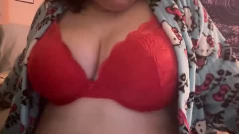 Snapshot of naughtygirl637100 chatting on 11-25-25, 01:33 Naughty Girl online show from 11-25-25, 01:33