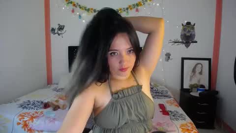 Valeria  online show from 01-10-25, 05:02
