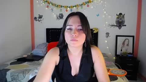 Valeria  online show from 03-07-25, 09:48