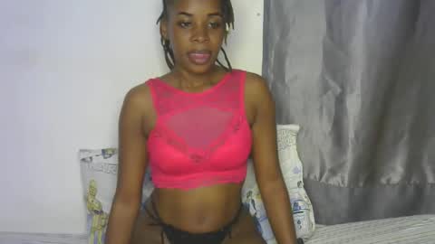 Snapshot of naughtyie chatting on 09-12-25, 03:12 naughtyie online show from 09-12-25, 03:12