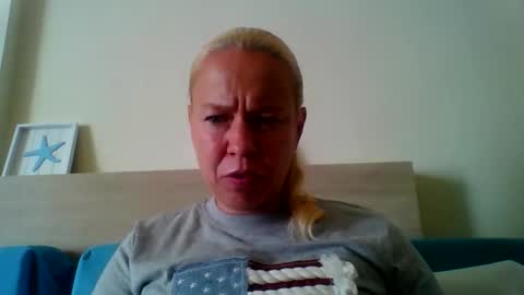 Snapshot of naughtyjennyblondeuk chatting on 04-16-26, 01:56 naughtyjennyblondeuk online show from 04-16-26, 01:56