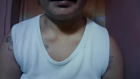 Snapshot of naughtymom_33 chatting on 11-20-25, 09:09 naughtymom_33 online show from 11-20-25, 09:09