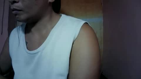 Snapshot of naughtymom_33 chatting on 11-20-25, 09:14 naughtymom_33 online show from 11-20-25, 09:14