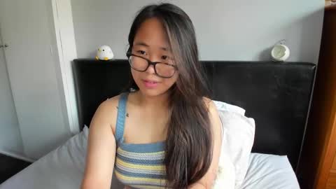 Gigi Chu  online show from 11-06-25, 01:34