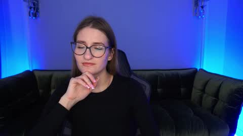 Snapshot of naughtynursevibe chatting on 10-07-25, 06:32 Ur Nurse online show from 10-07-25, 06:32