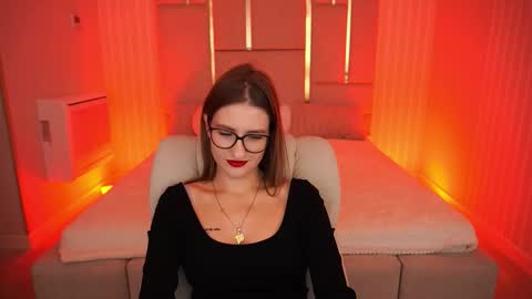 Snapshot of naughtynursevibe chatting on 10-09-25, 06:55 Ur Nurse online show from 10-09-25, 06:55