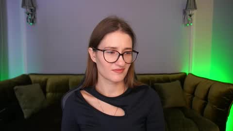 Snapshot of naughtynursevibe chatting on 10-31-25, 07:31 Ur Nurse online show from 10-31-25, 07:31