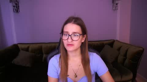 Snapshot of naughtynursevibe chatting on 11-06-25, 07:09 Ur Nurse online show from 11-06-25, 07:09