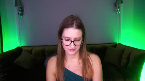 Snapshot of naughtynursevibe chatting on 11-07-25, 07:08 Ur Nurse online show from 11-07-25, 07:08