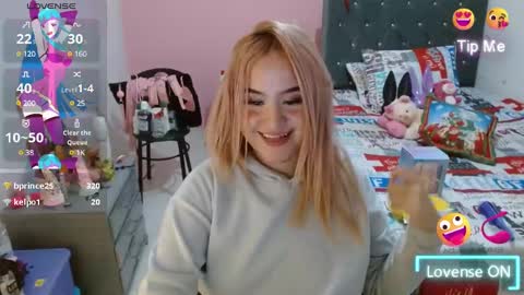 naughtyplayass online show from 12-12-24, 09:37