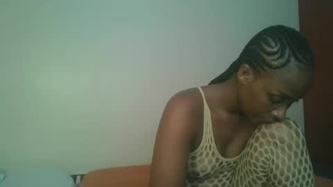 Snapshot of naughtysweetpie chatting on 04-04-26, 06:05 naughty online show from 04-04-26, 06:05