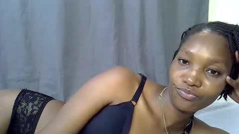 Snapshot of naughtyy4u chatting on 02-27-26, 04:23 naughtyy4u online show from 02-27-26, 04:23