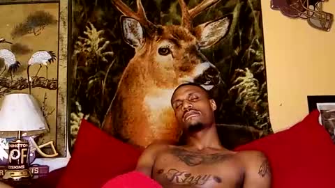 Snapshot of naughtyy_ken chatting on 12-23-24, 07:20 Mekhi or Khi online show from 12-23-24, 07:20